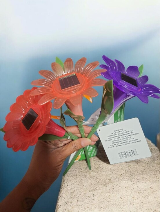 Other - Solar Garden Flower Stakes - Orange, Red, Or Purple